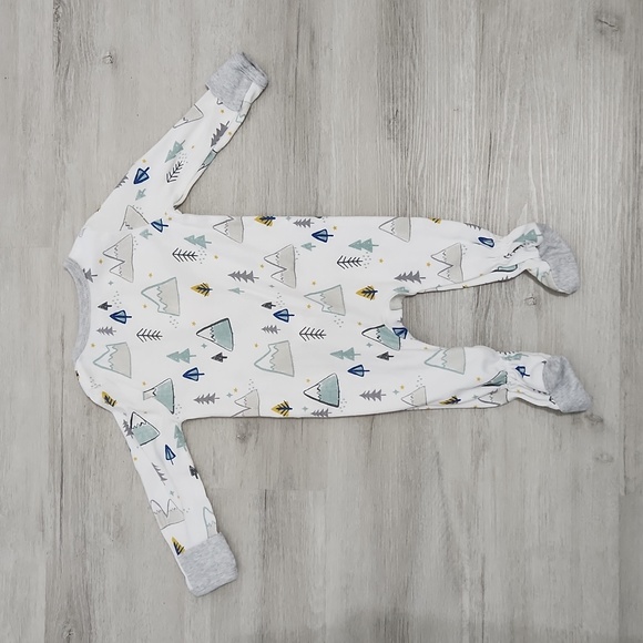 💕 Cloud Island baby pj's 💕 - Picture 5 of 6